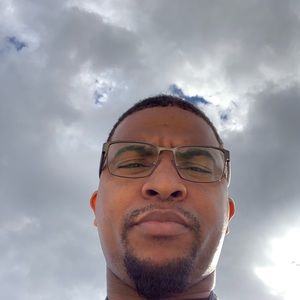 Meet your Posher, Charles